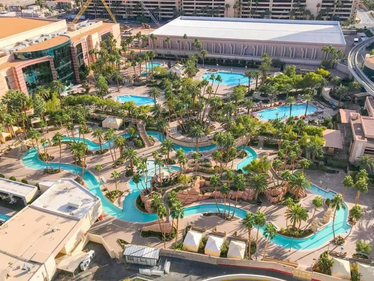 Awesome The Signature Mgm Condo With Strip View. No Resort Fee! Las Vegas Luaran gambar