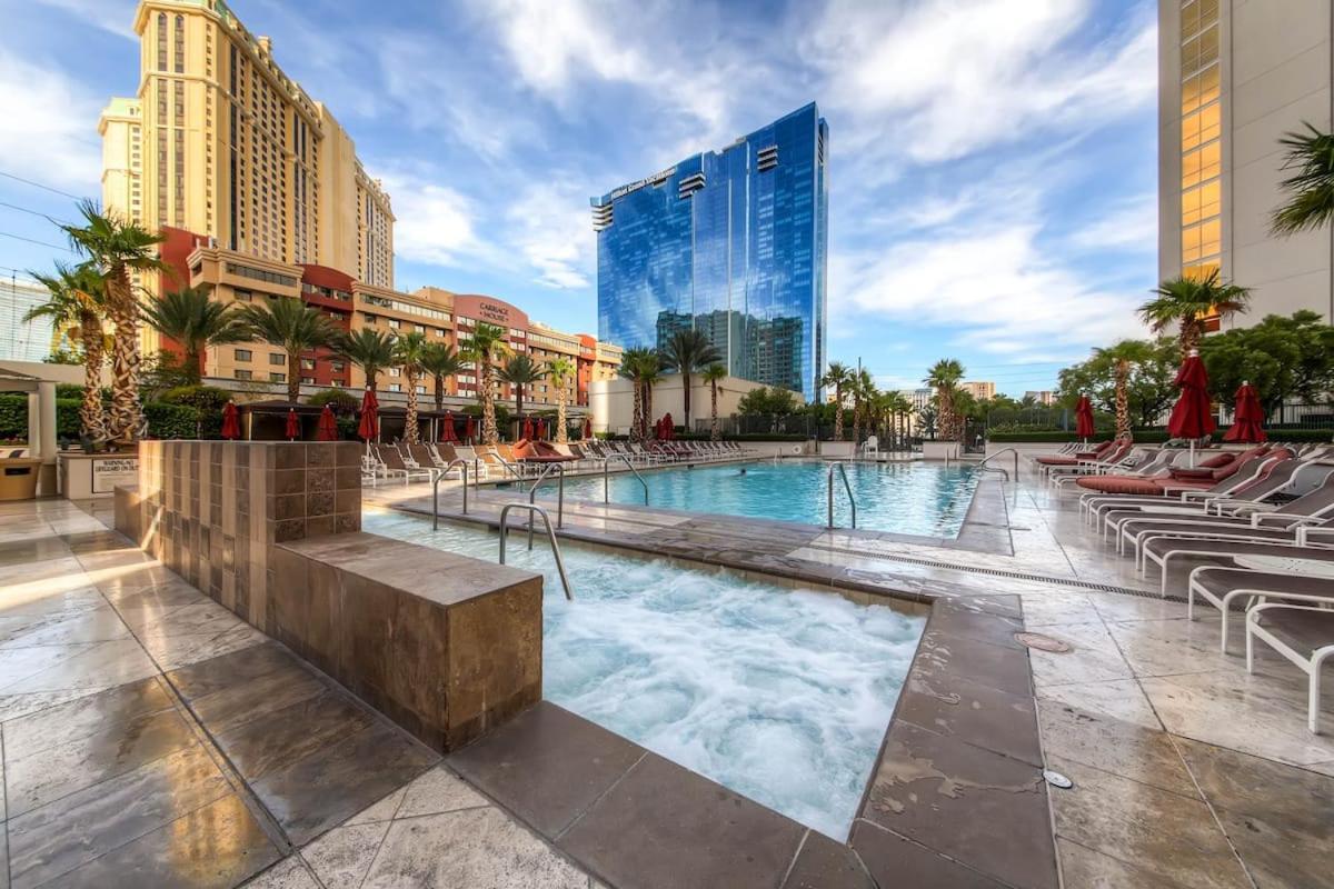 Awesome The Signature Mgm Condo With Strip View. No Resort Fee! Las Vegas Luaran gambar
