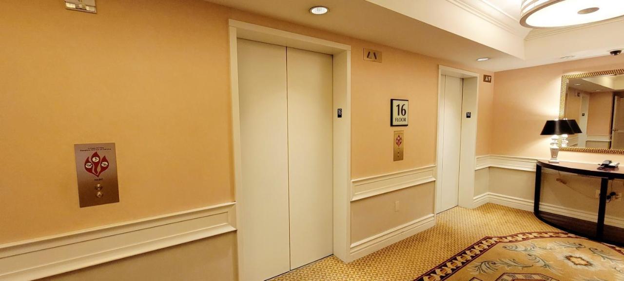 Awesome The Signature Mgm Condo With Strip View. No Resort Fee! Las Vegas Luaran gambar